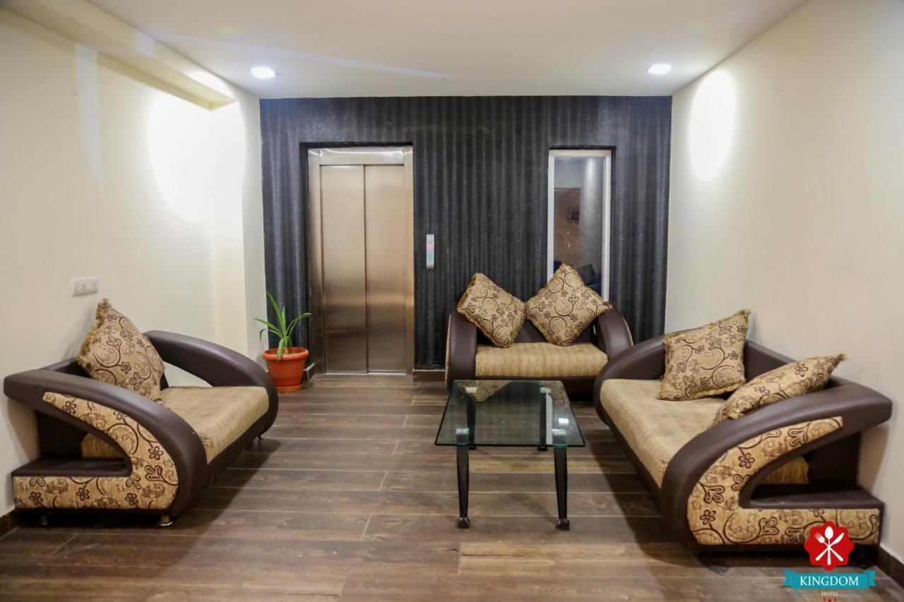 Kingdom Hotel Moga ภายนอก รูปภาพ